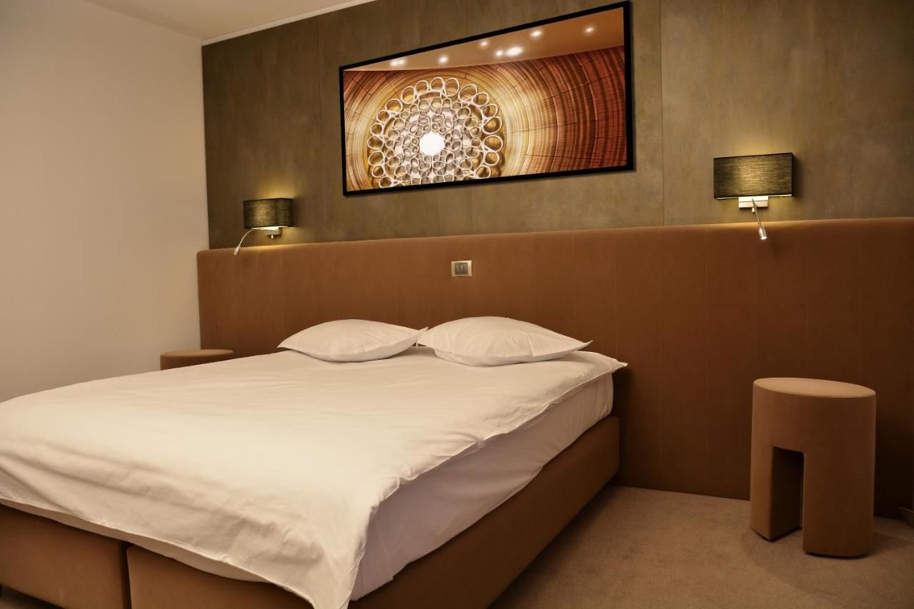 Отель Hotel Lux Divina Брашов-32