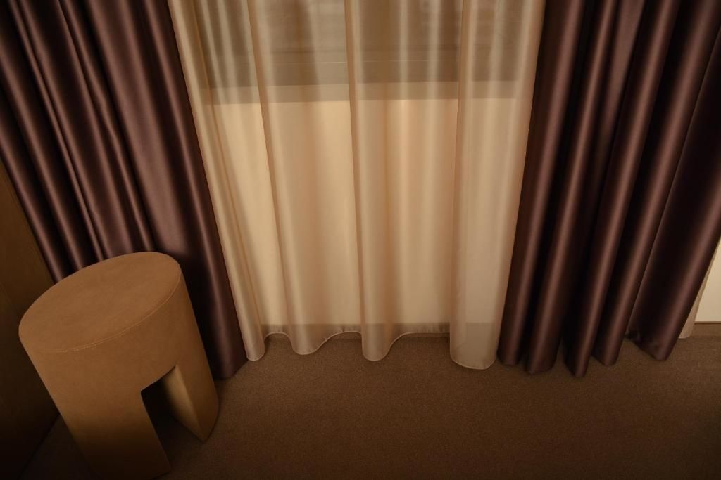 Отель Hotel Lux Divina Брашов-58